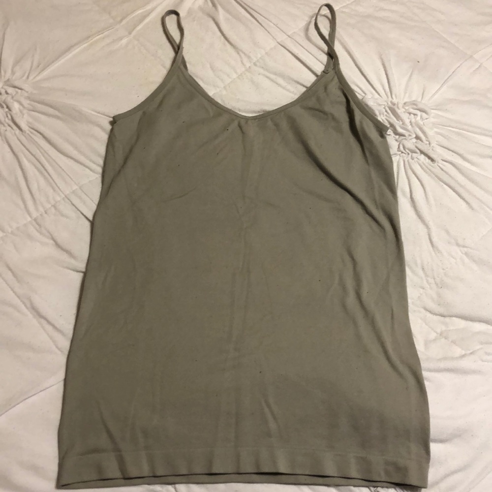 Grey tank top